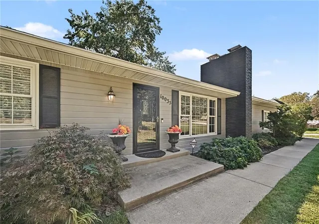 Photo 2 of Single family home for sale at 10035 W 55th Street, Shawnee, KS 66203 | MLS# 2646343 | Listing updated on 2026-10-18