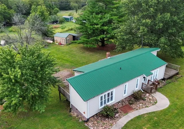 Photo 1 of Single family home for sale at 25499 State Hwy Ee, Maryville, MO 64468 | MLS# 2646344 | Listing updated on 2026-10-09