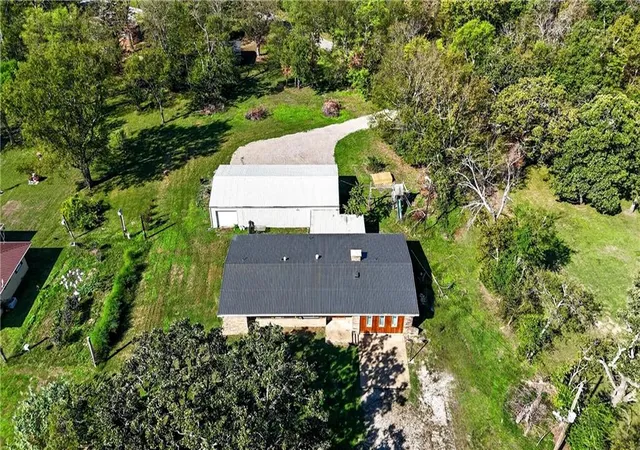 Photo 3 of Single family home for sale at 117 Riverview Dr, Oswego, KS 67356 | MLS# 2646362 | Listing updated on 2026-10-13