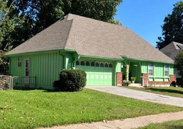Photo 2 of Single family home for sale at 7700 E 127 Place, Grandview, MO 64030 | MLS# 2646381 | Listing updated on 2026-10-10