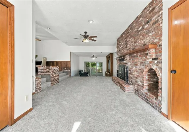 Photo 4 of Single family home for sale at 28806 E Beth Ct, Grain Valley, MO 64029 | MLS# 2646391 | Listing updated on 2026-10-09