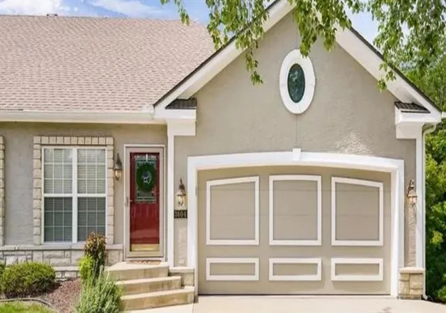 Single family home for sale at 3604 S Bolger Ct, Independence, MO 64055 | MLS# 2646400