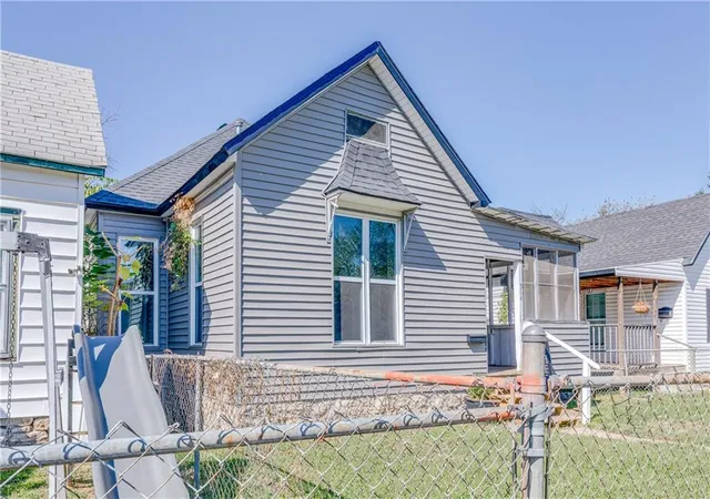 Photo 3 of Single family home for sale at 514 S Washington St, Galena, KS 66739 | MLS# 2646404 | Listing updated on 2026-10-09