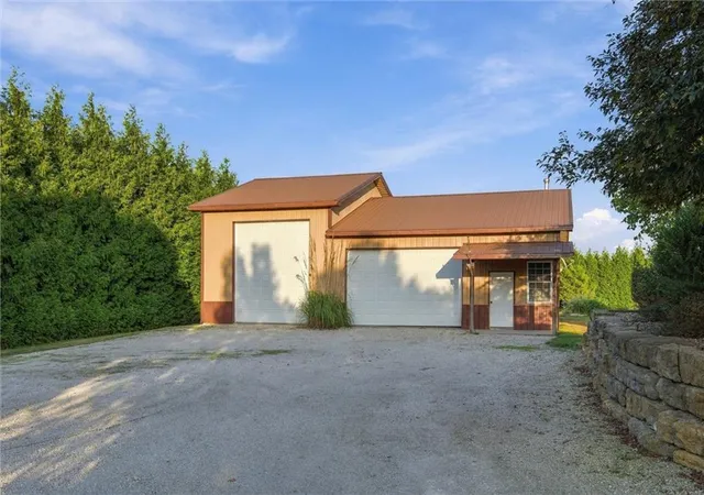 Photo 3 of Single family home for sale at 27423 New Lancaster Rd, Louisburg, KS 66053 | MLS# 2646407 | Listing updated on 2026-10-18
