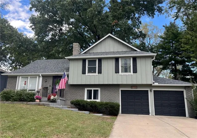 Photo 1 of Single family home for sale at 8108 W 96th Terrace, Overland Park, KS 66212 | MLS# 2646411 | Listing updated on 2026-10-22