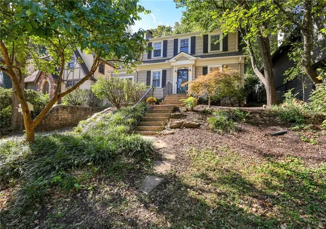 Photo 1 of Single family home for sale at 4900 Westwood Rd, Kansas City, MO 64112 | MLS# 2646415 | Listing updated on 2026-10-31