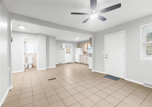 Photo 4 of Single family home for sale at 1302 S Hedges Ave, Independence, MO 64052 | MLS# 2646417 | Listing updated on 2026-10-10