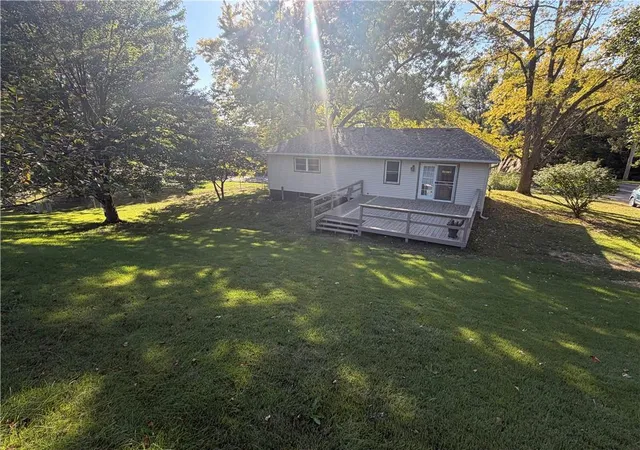 Photo 3 of Single family home for sale at 5605 South 14th St, Saint Joseph, MO 64504 | MLS# 2646423 | Listing updated on 2026-10-09