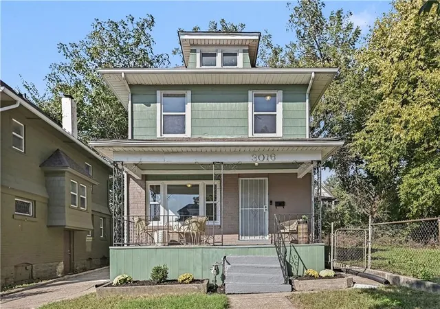 Photo 1 of Single family home for sale at 3016 Agnes Ave, Kansas City, MO 64128 | MLS# 2646426 | Listing updated on 2026-10-16