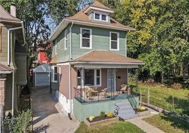 Photo 2 of Single family home for sale at 3016 Agnes Ave, Kansas City, MO 64128 | MLS# 2646426 | Listing updated on 2026-10-16