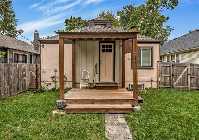 Photo 26 of Single family home for sale at 2106 Erie St, Kansas City, MO 64116 | MLS# 2646427 | Listing updated on 2026-10-18