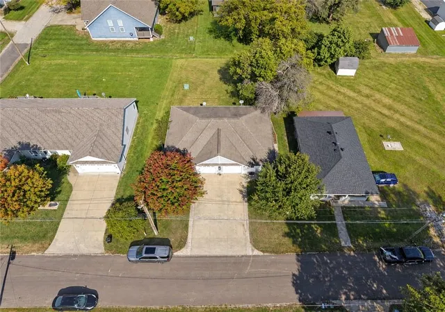 Photo 3 of House for sale at 1403 E 13th Street, Trenton, MO 64683 | MLS# 2646429 | Listing updated on 2026-10-09