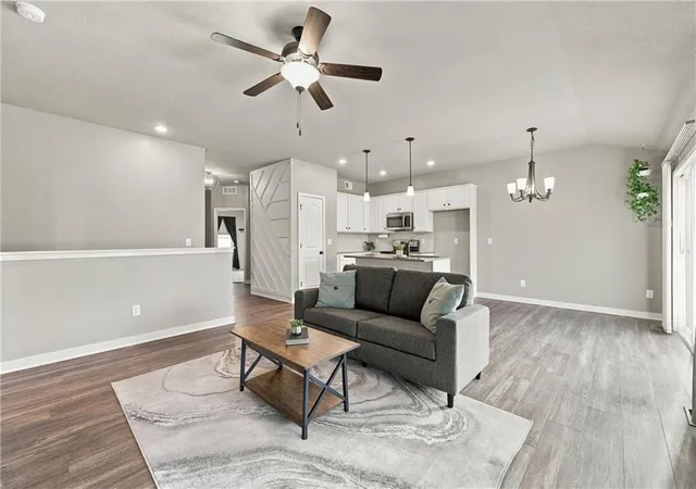 Photo 3 of Single family home for sale at 27319 E Sycamore St, Lake Lotawana, MO 64086 | MLS# 2646438 | Listing updated on 2026-10-14