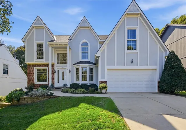 Photo 2 of Single family home for sale at 9409 W 131st Street, Overland Park, KS 66213 | MLS# 2646481 | Listing updated on 2026-10-23