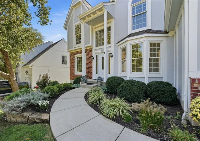 Photo 3 of Single family home for sale at 9409 W 131st Street, Overland Park, KS 66213 | MLS# 2646481 | Listing updated on 2026-10-23