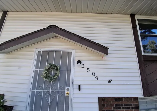 Photo 3 of Single family home for sale at 2509 Sw 5th Street, Blue Springs, MO 64014 | MLS# 2646504 | Listing updated on 2026-10-09