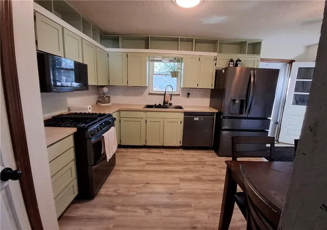 Photo 3 of Single family home for sale at 2509 SW 5th Street, Blue Springs, MO 64014 | MLS# 2646504 | Listing updated on 2026-10-10