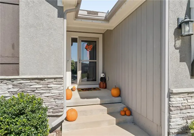 Photo 3 of Single family home for sale at 19602 W 197th Terrace, Spring Hill, KS 66083 | MLS# 2646508 | Listing updated on 2026-10-17