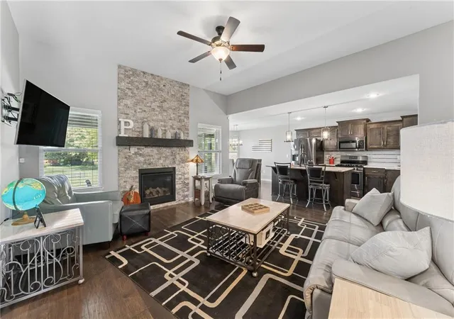 Photo 4 of Single family home for sale at 19602 W 197th Terrace, Spring Hill, KS 66083 | MLS# 2646508 | Listing updated on 2026-10-17