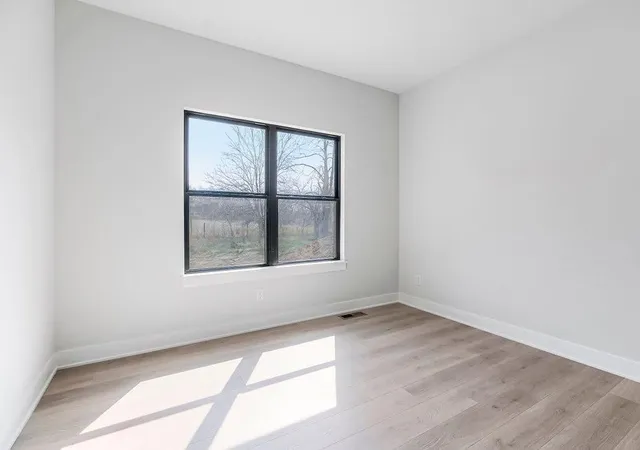 Photo 3 of Single family home for sale at 2313 Larkspur Ln, Kearney, MO 64060 | MLS# 2646511 | Listing updated on 2026-10-16