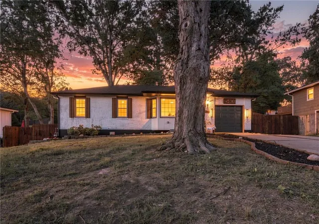 Photo 1 of Single family home for sale at 15401 E 36th Street S, Independence, MO 64055 | MLS# 2646512 | Listing updated on 2026-10-11