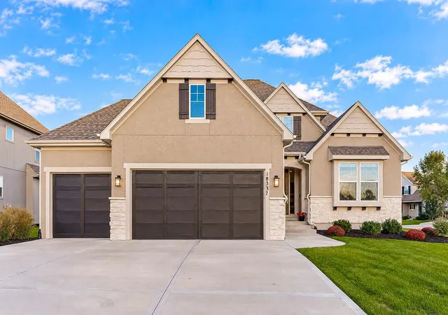 Photo 1 of Single family home for sale at 18337 Monrovia St, Bucyrus, KS 66013 | MLS# 2646528 | Listing updated on 2026-10-10