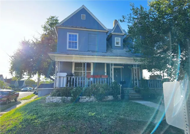 Photo 1 of Single family home for sale at 340 N 10th Street, Kansas City, KS 66102 | MLS# 2646529 | Listing updated on 2026-10-10