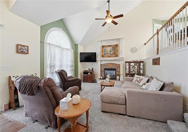 Photo 3 of Sale Pending at 6211 Ne 119th Terrace, Kansas City, MO 64156 | MLS# 2646532 | Listing updated on 2026-10-18