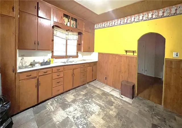 Photo 4 of House for sale at Olive St, Saint Joseph, MO 64507 | MLS# 2646536 | Listing updated on 2026-10-16