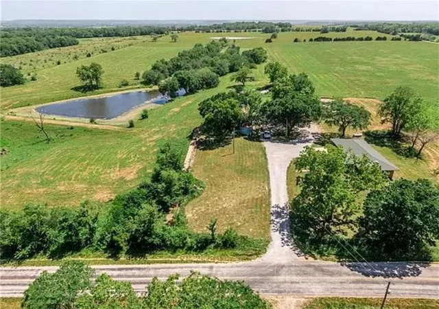 Photo 1 of Single family home for sale at 11137 W 200 Road, Blue Mound, KS 66010 | MLS# 2646538 | Listing updated on 2026-10-11