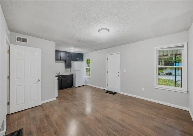 Photo 4 of House for sale at 11005 E (&11007) 19th St, Independence, MO 64052 | MLS# 2646546 | Listing updated on 2026-10-27