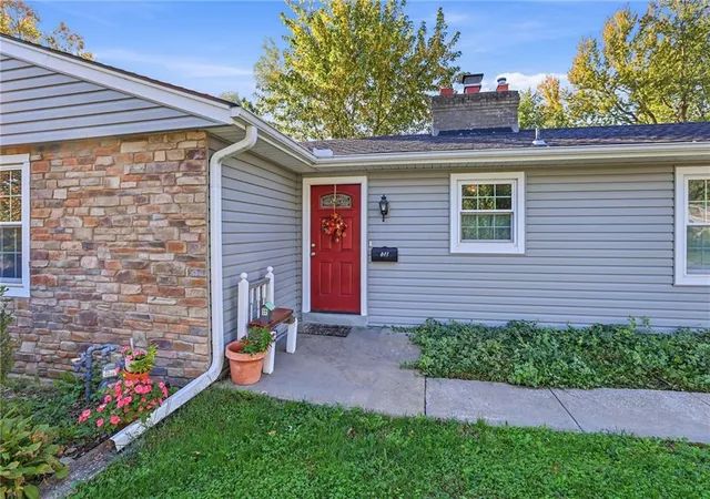 Photo 1 of Single family home for sale at 611 Rankin Rd, Independence, MO 64055 | MLS# 2646555 | Listing updated on 2026-10-28
