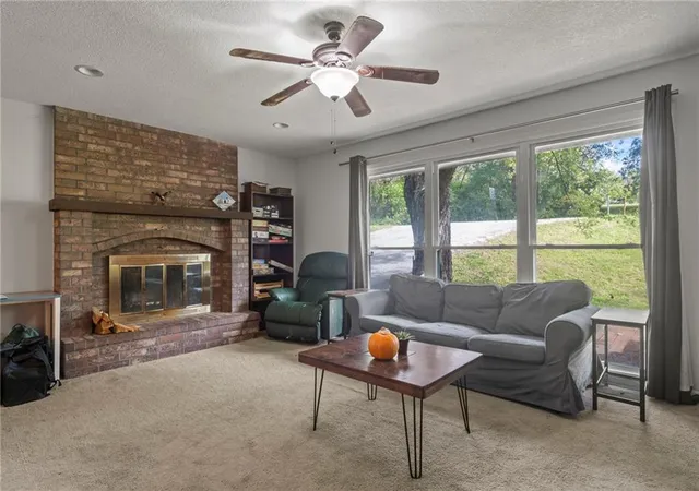 Photo 4 of Single family home for sale at 3524 N 73rd Drive, Kansas City, KS 66109 | MLS# 2646576 | Listing updated on 2026-10-23