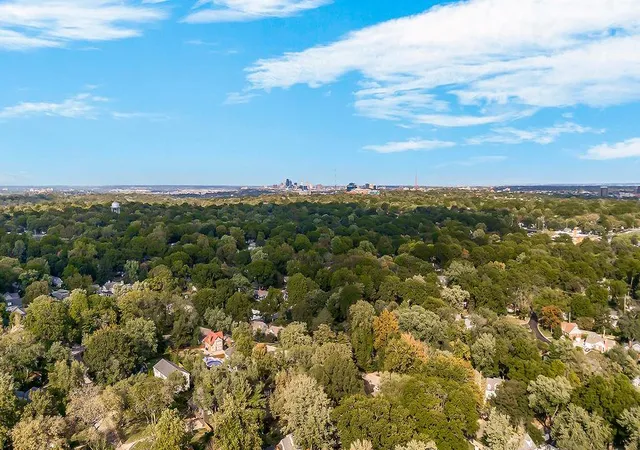Photo 41 of Single family home for sale at 4117 W 53rd Terrace, Roeland Park, KS 66205 | MLS# 2646577 | Listing updated on 2026-10-18