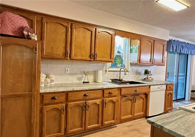 Photo 4 of Single family home for sale at 16003 Allen St, Belton, MO 64012 | MLS# 2646585 | Listing updated on 2026-10-15