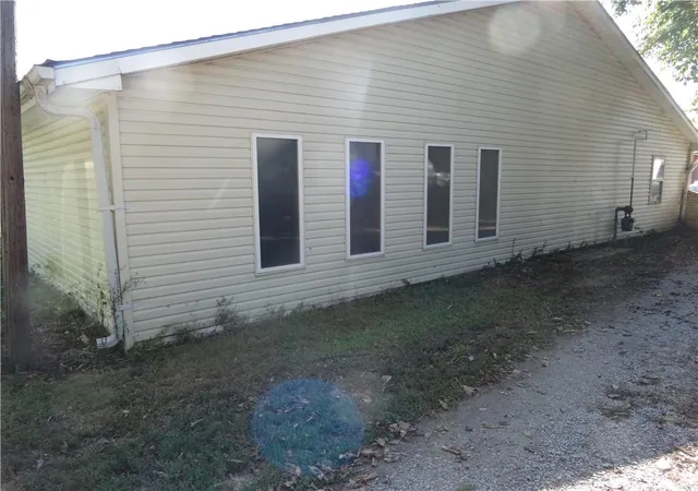 Photo 3 of Sale Pending at 4 Pine St, Butler, MO 64730 | MLS# 2646587 | Listing updated on 2026-10-14