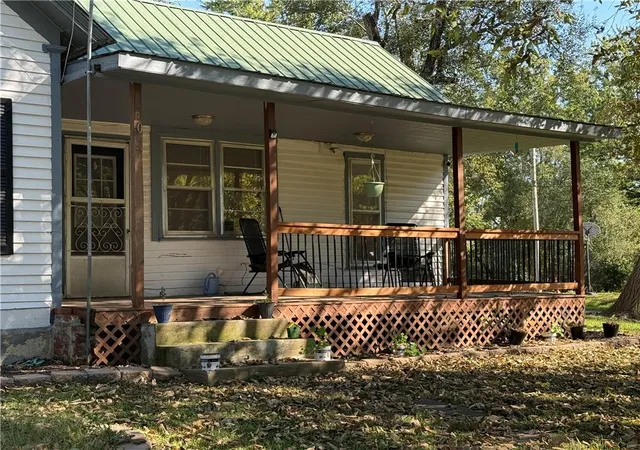 Photo 1 of Single family home for sale at 80 S Douglas St, Kingston, MO 64650 | MLS# 2646588 | Listing updated on 2026-10-10