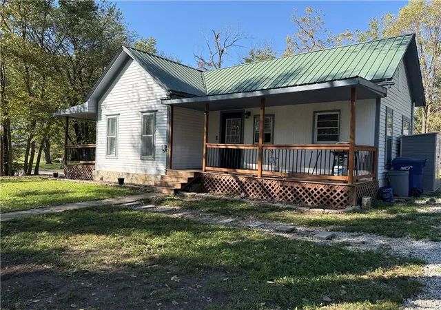 Photo 2 of Single family home for sale at 80 S Douglas St, Kingston, MO 64650 | MLS# 2646588 | Listing updated on 2026-10-10