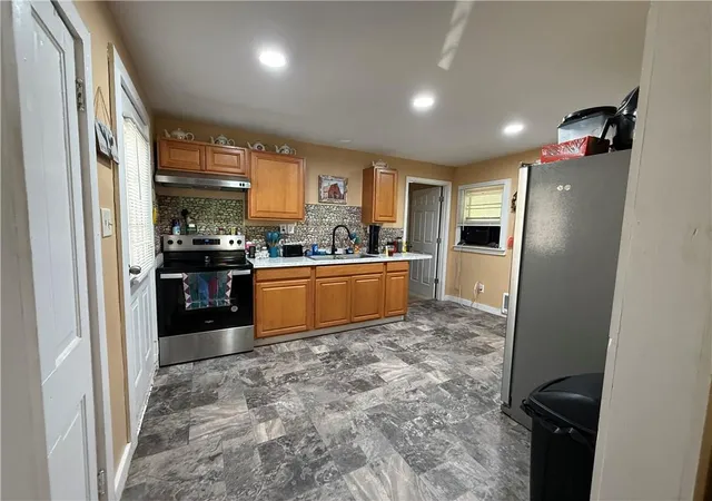 Photo 4 of Single family home for sale at 80 S Douglas St, Kingston, MO 64650 | MLS# 2646588 | Listing updated on 2026-10-10