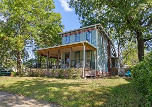 Photo 3 of Single family home for sale at 403 S Mulberry St, Ottawa, KS 66067 | MLS# 2646595 | Listing updated on 2026-10-18