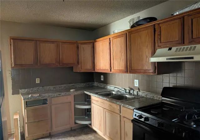 Photo 3 of Single family home for sale at 6744 Bales Ave, Kansas City, MO 64132 | MLS# 2646596 | Listing updated on 2026-10-11