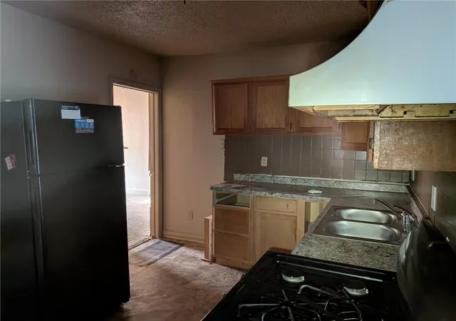 Photo 3 of Single family home for sale at 6744 Bales Ave, Kansas City, MO 64132 | MLS# 2646596 | Listing updated on 2026-10-11