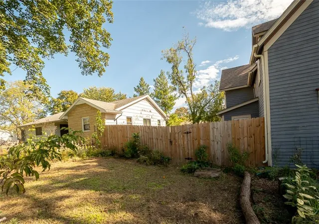 Photo 3 of Single family home for sale at 418 5th Street, Baldwin City, KS 66006 | MLS# 2646597 | Listing updated on 2026-10-23
