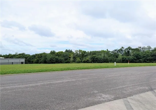 Photo 2 of Land for sale at Tbd Vintage Dr, Excelsior Springs, MO 64024 | MLS# 2646599 | Listing updated on 2026-10-11