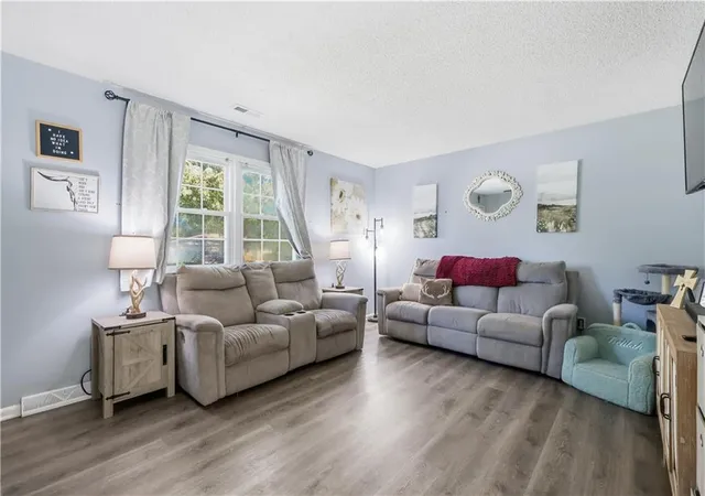 Photo 4 of Single family home for sale at 214 Cedarlane Dr, Wellsville, KS 66092 | MLS# 2646606 | Listing updated on 2026-10-17