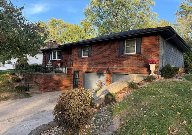 Photo 1 of Single family home for sale at 3401 N 36th Terrace, Saint Joseph, MO 64506 | MLS# 2646612 | Listing updated on 2026-10-27
