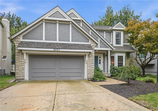 Photo 2 of Single family home for sale at 8221 W 152nd Terrace, Overland Park, KS 66223 | MLS# 2646620 | Listing updated on 2026-10-19