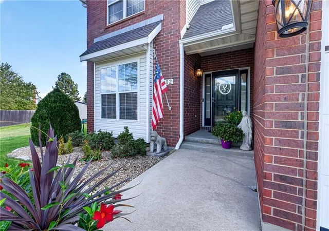 Photo 2 of Single family home for sale at 1202 Cedar Crst Dr, Pittsburg, KS 66762 | MLS# 2646623 | Listing updated on 2026-10-18