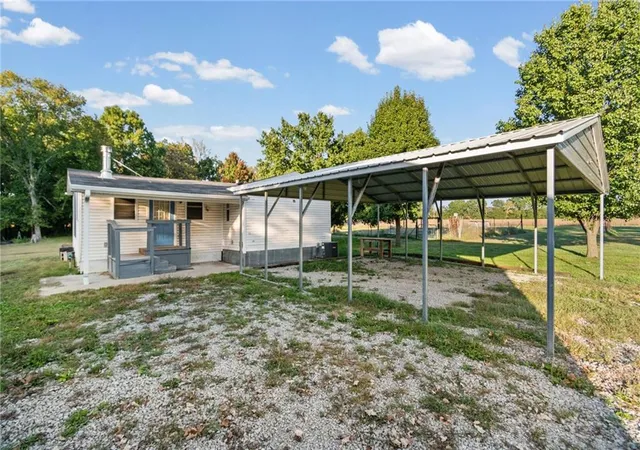 Photo 1 of Single family home for sale at 24071 Iguana Rd, Brookfield, MO 64628 | MLS# 2646624 | Listing updated on 2026-10-14