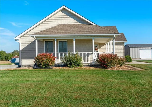 Photo 4 of Single family home for sale at 31659 180th Street, Kidder, MO 64649 | MLS# 2646628 | Listing updated on 2026-10-18